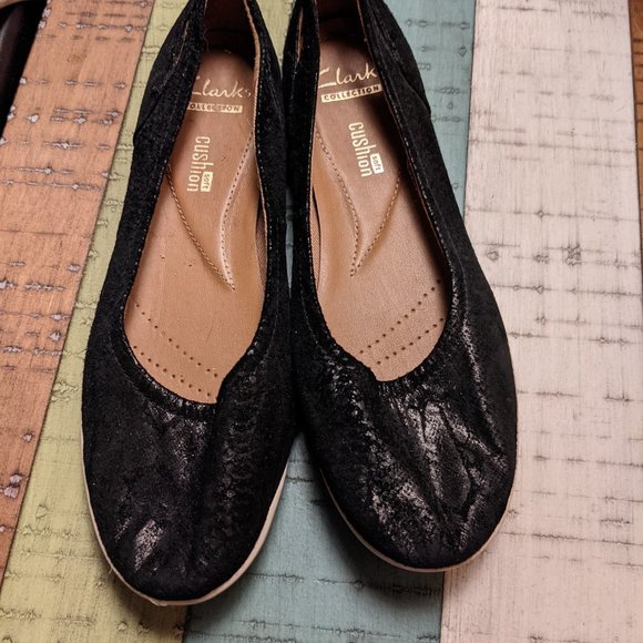 clarks slip on flats size 5.5 m - Picture 7 of 7